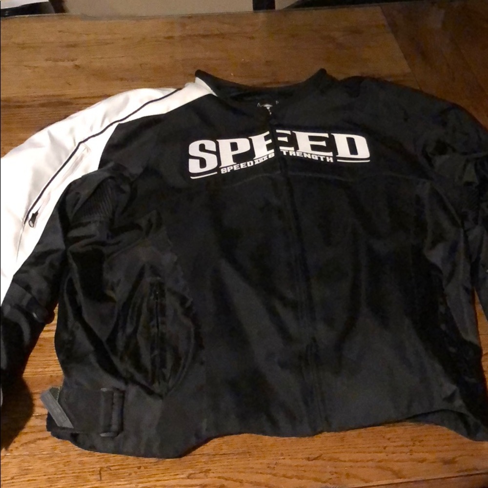 Speed and strength motorcycle padded packet
